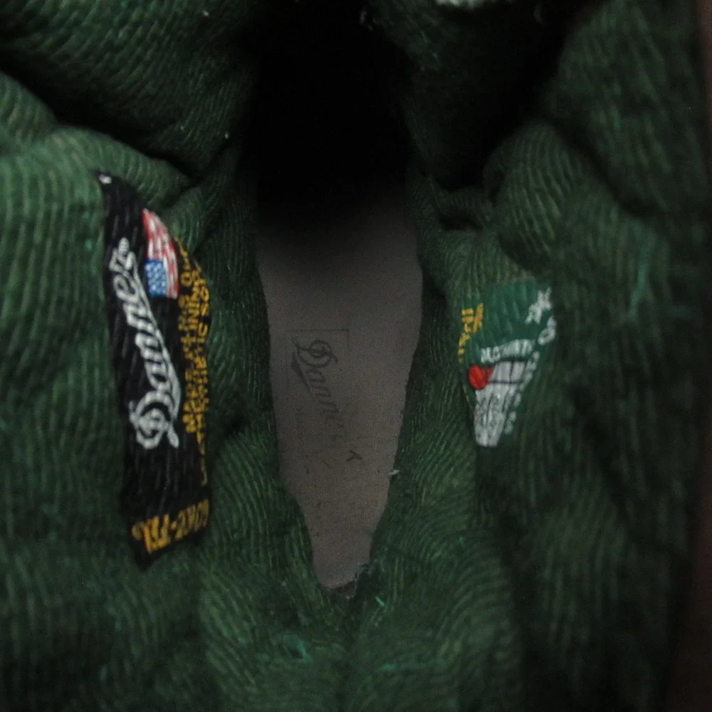 Danner few blemish